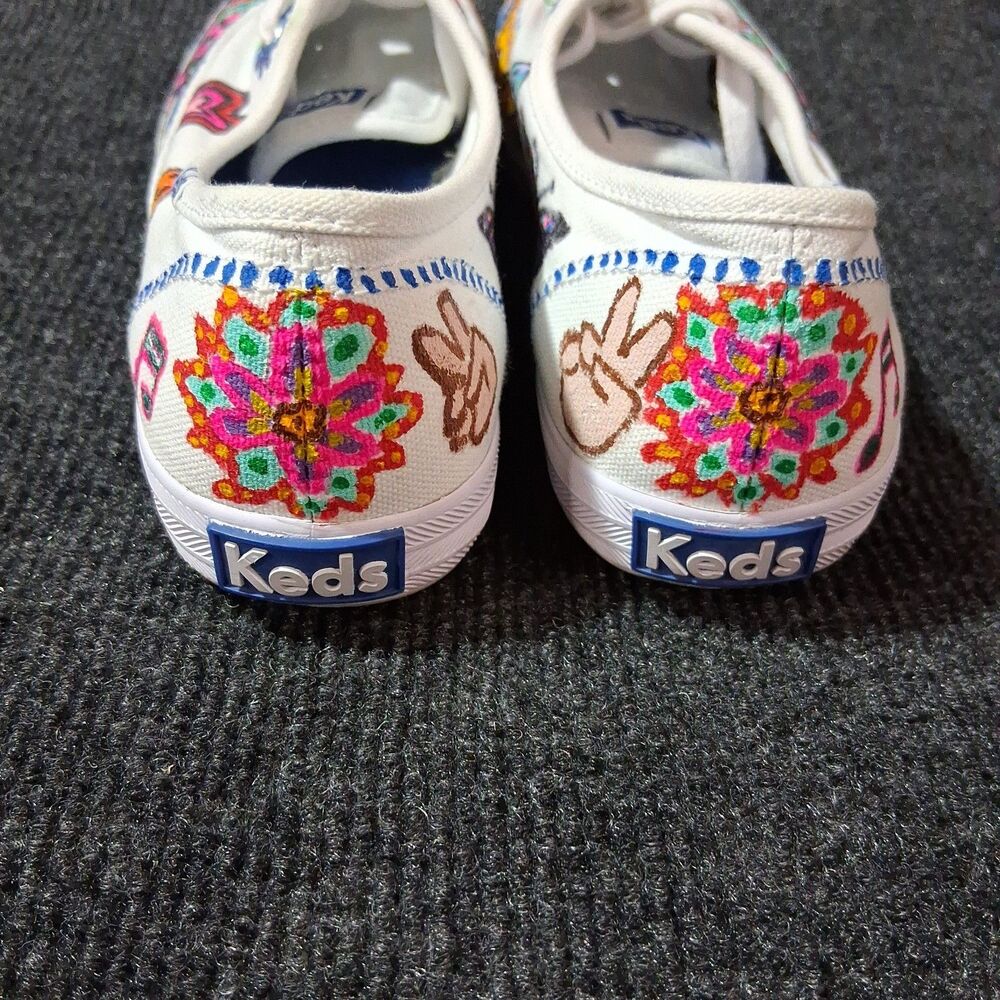 Unique Hand-Painted Keds Sneaker Art Peace Mushroom Floral Boho Hippie 8.5 - Picture 4 of 11